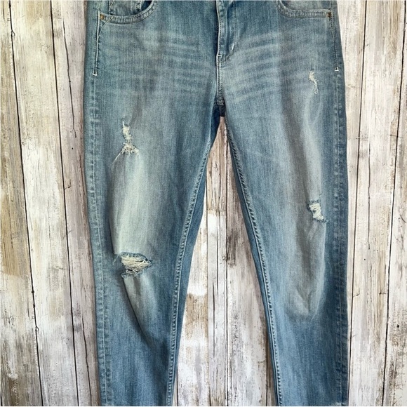 Zara Basic Denim Distressed Ankle Jeans - Picture 3 of 6